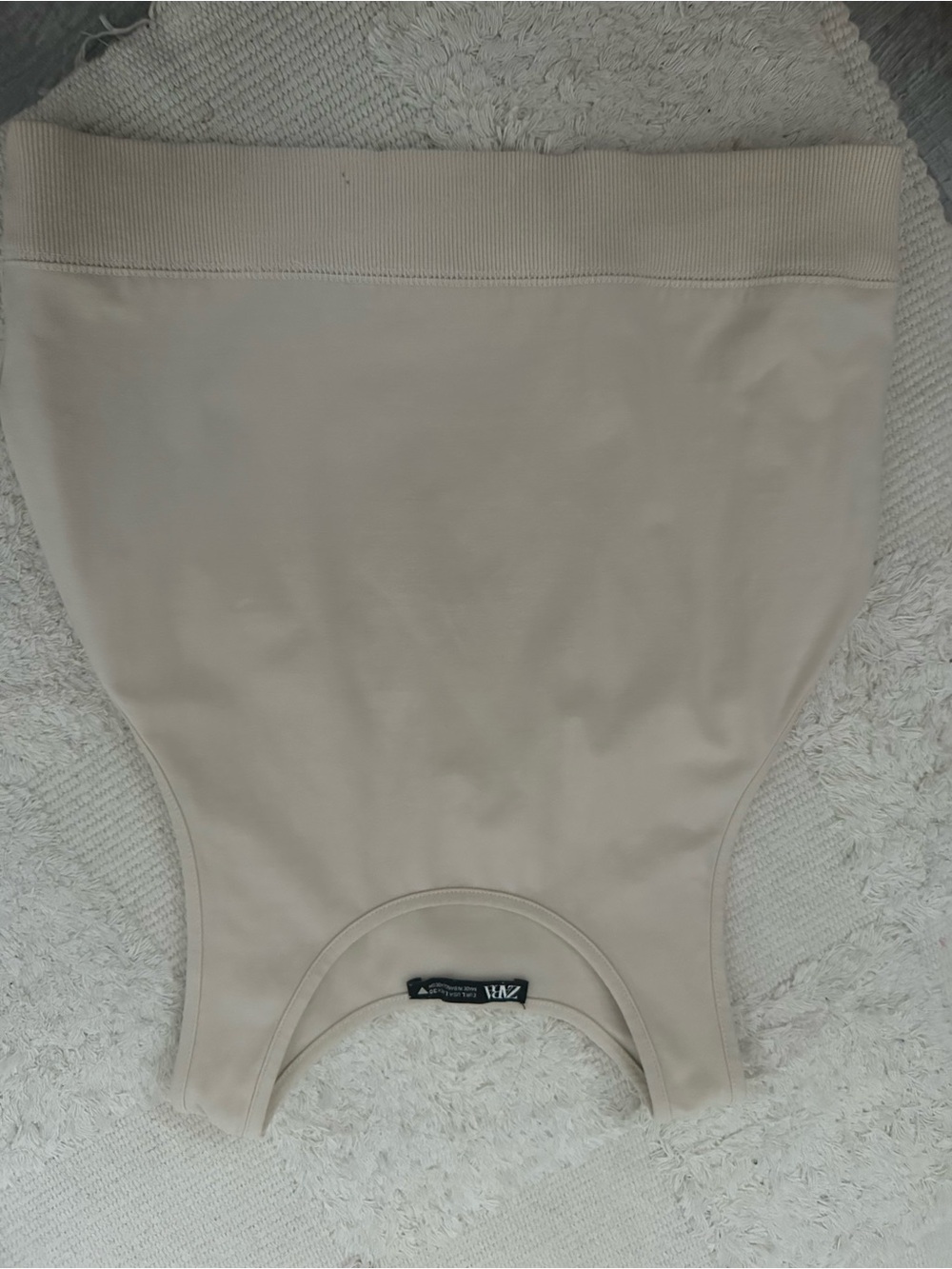 Zara Nude Beige Ribbed Hem Tank Top - Picture 2 of 2
